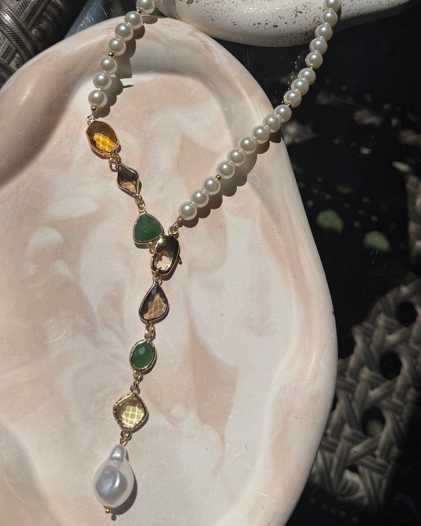 Pearls & crystals Necklace