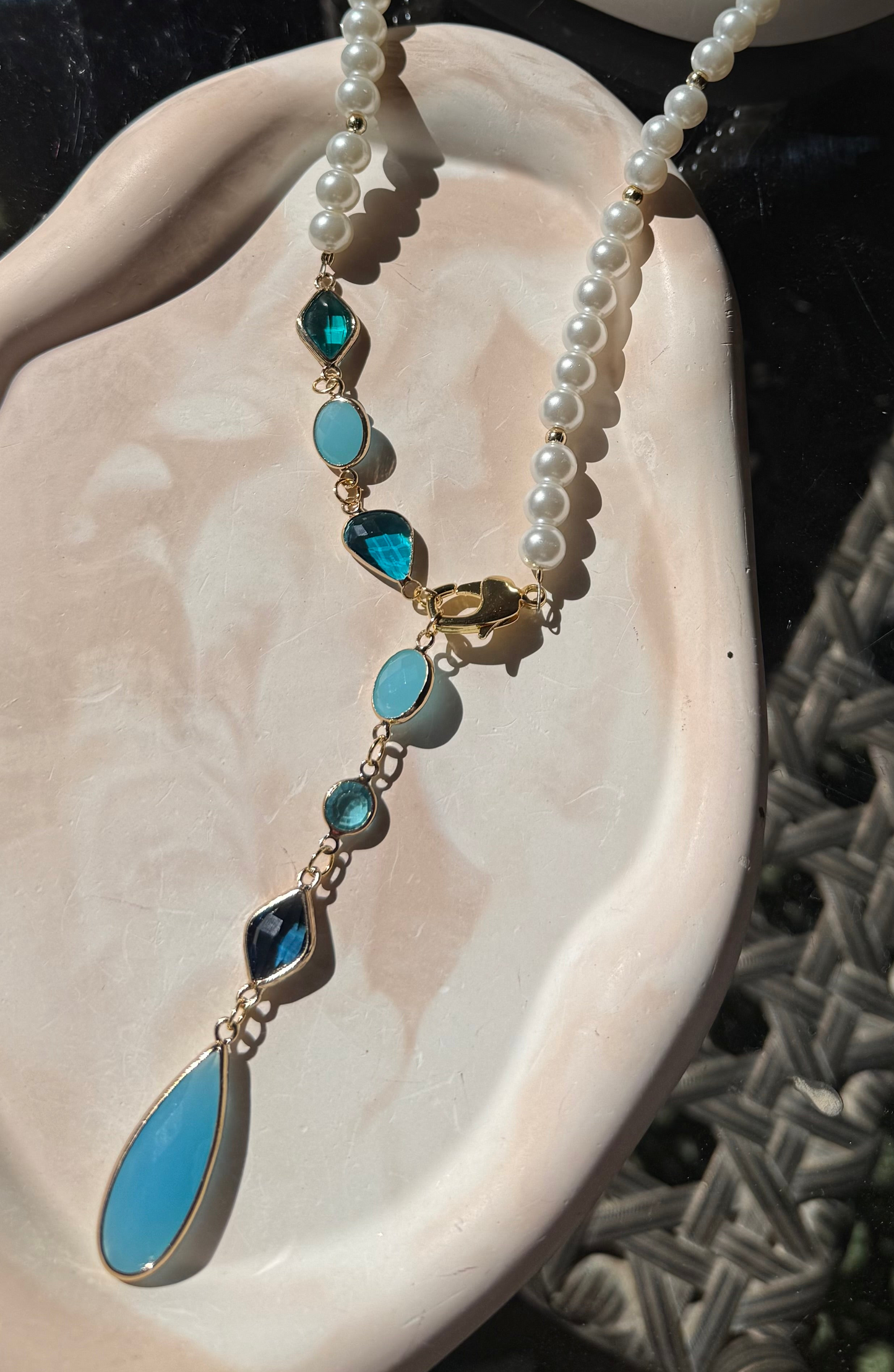 Shades of blue Pearls & crystals Necklace