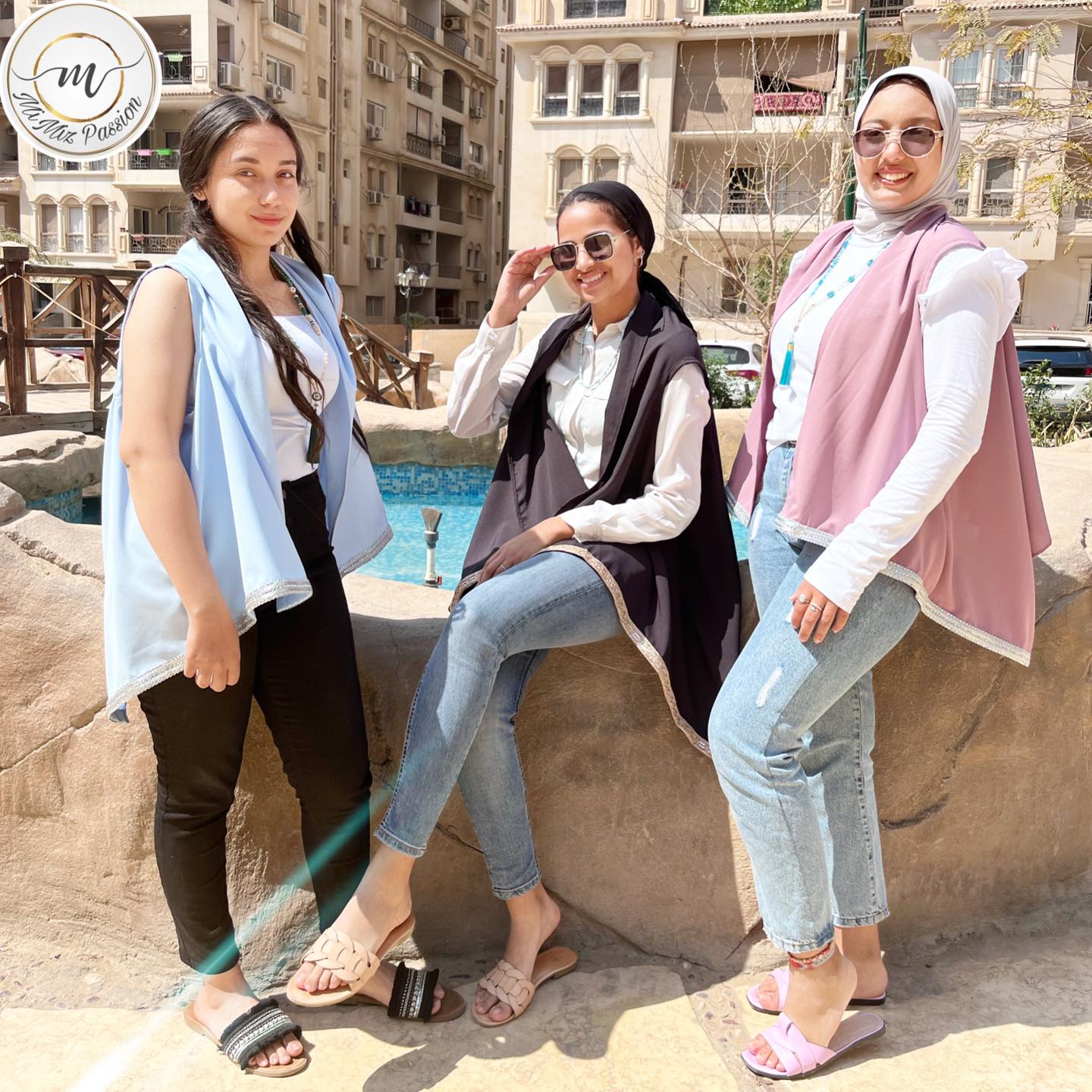 Embroidered edges Cardigan