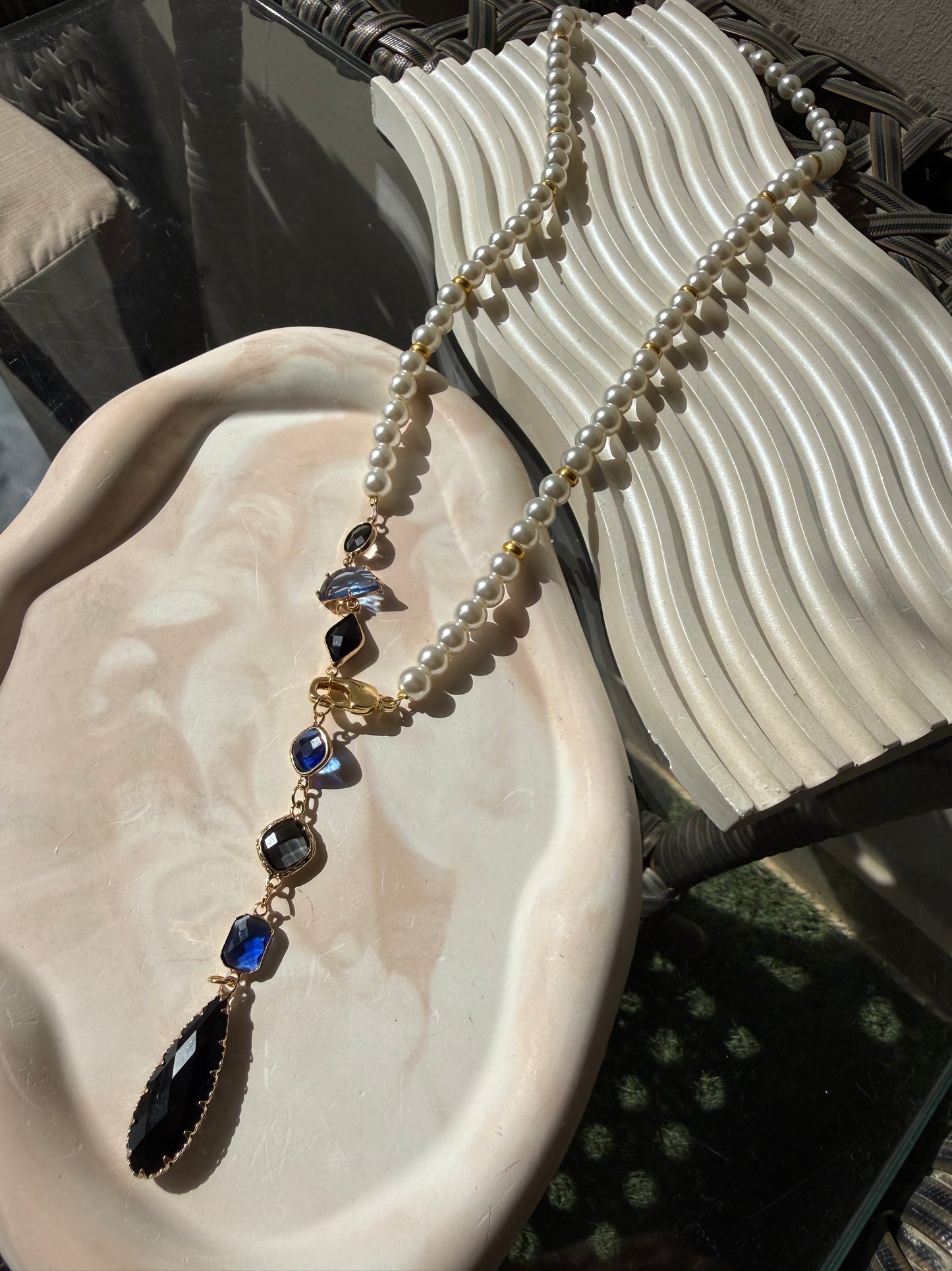 Pearls & crystals Necklace