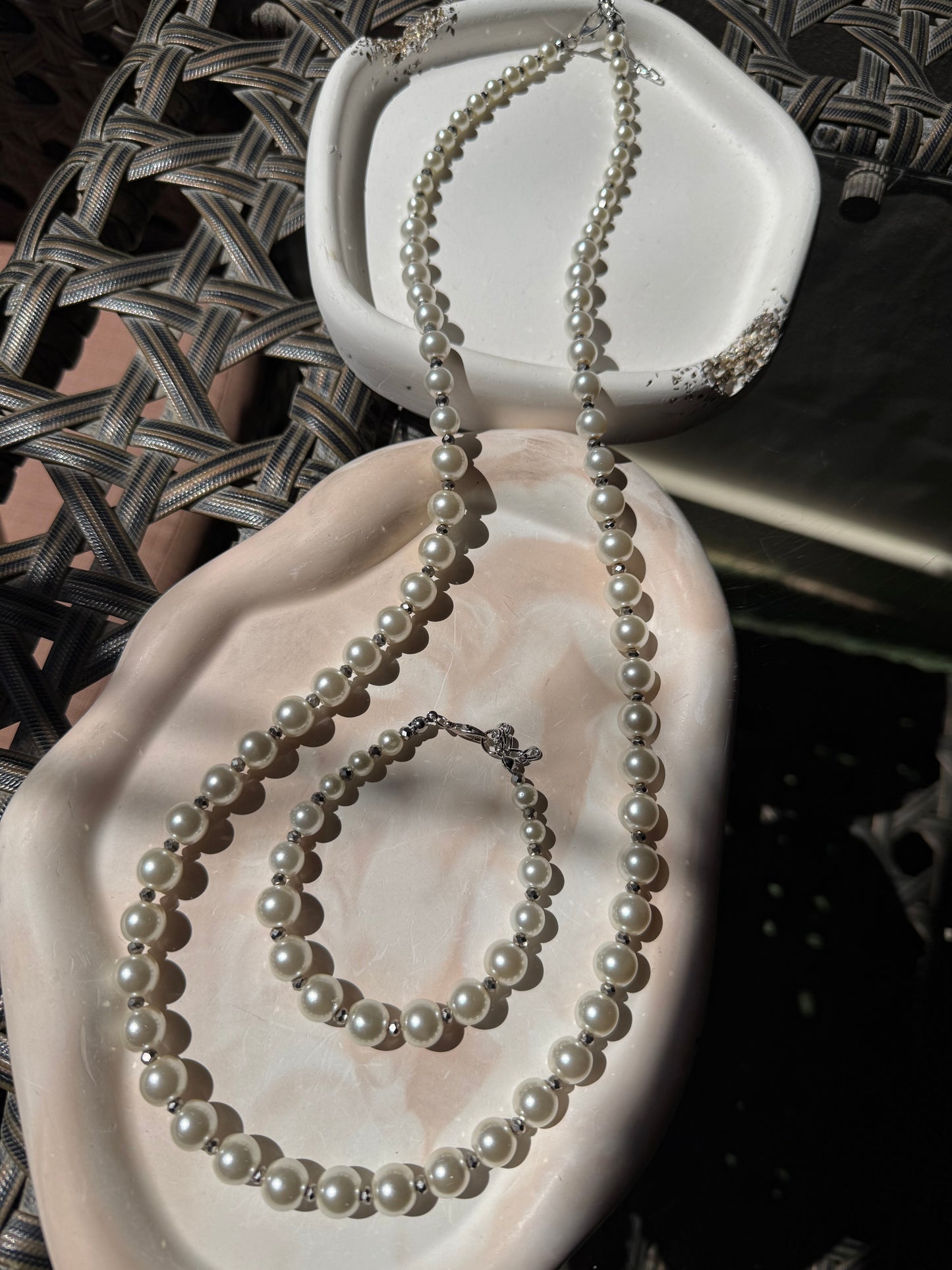 Set of Pearls Necklace & bracelet