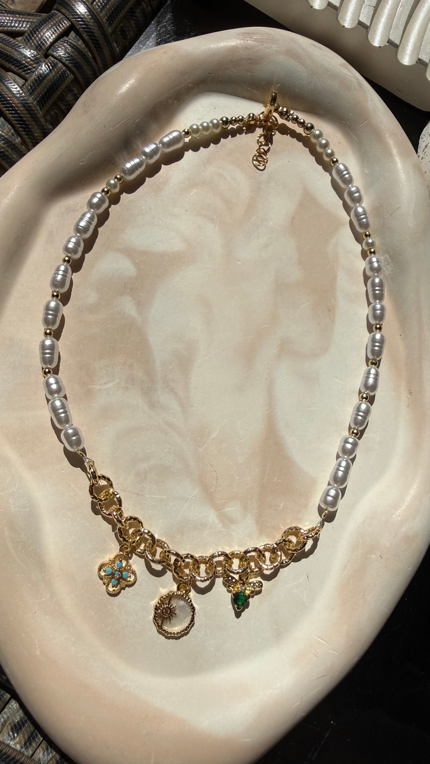 Fun pendants & Pearls Necklace