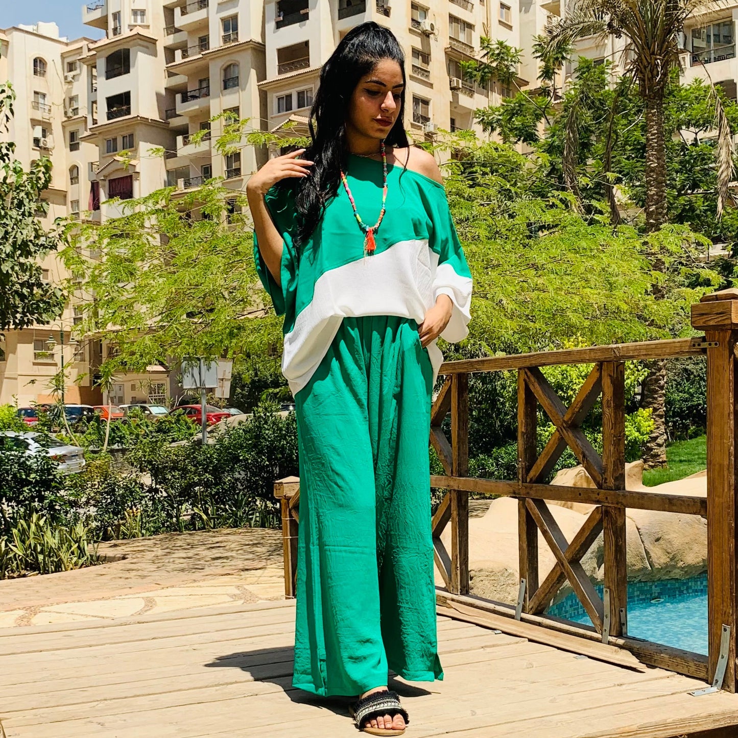 Green asymmetric set